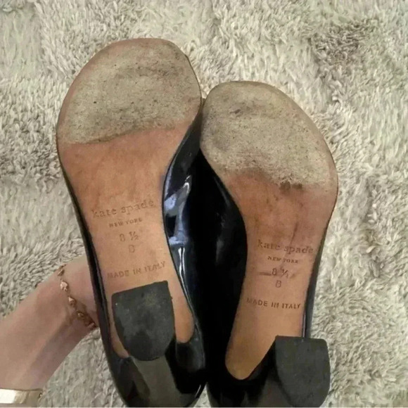 KATE SPADE Zaria Black Patent Leather Flower Pumps - Picture 9 of 9